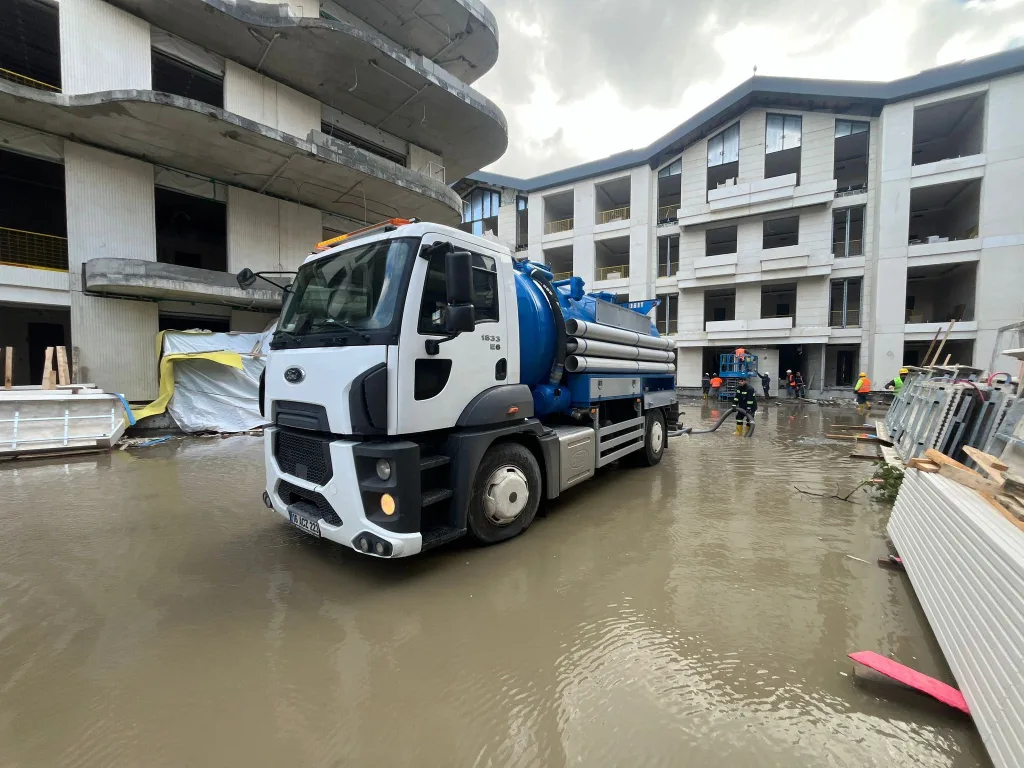 Kanalizasyon Açma
